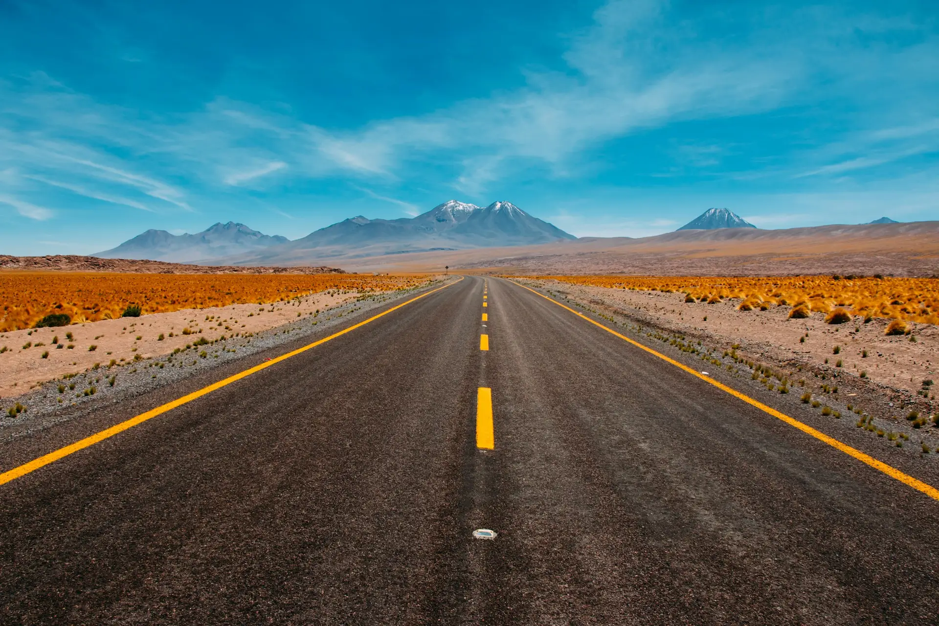 Cycling in the Atacama Desert: E-Bike vs Pedal & Routes
